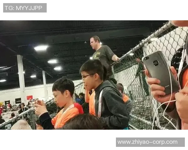 足球巨星为你加油，祝考试顺利，突破难关，勇创佳绩，梦想成真！